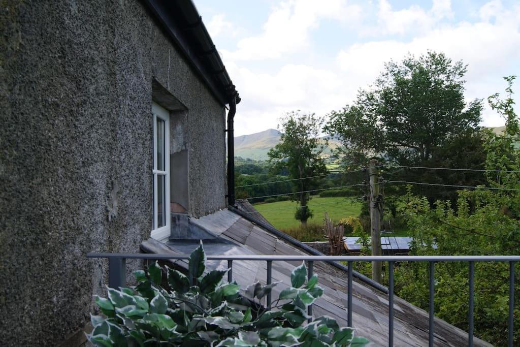 Top Floor At Cantref House Brecon Exteriör bild