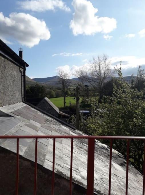 Top Floor At Cantref House Brecon Exteriör bild